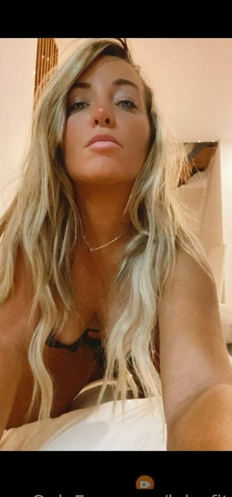 lola fit model art images