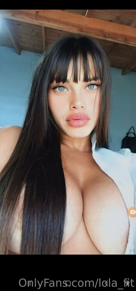 lola fit exclusive actress photo