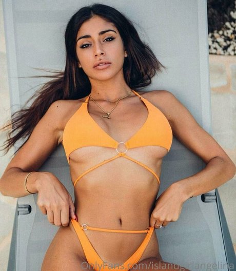 islandgirlangelina naked model pics