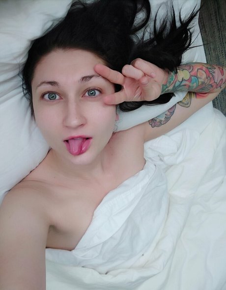 magnea exclusive actress pic