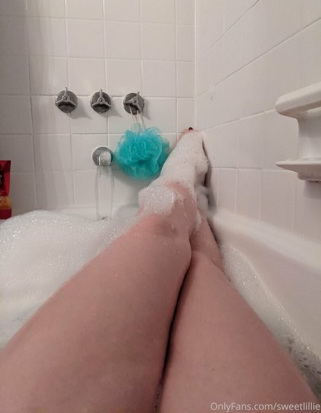 sweetlillie model hd pic