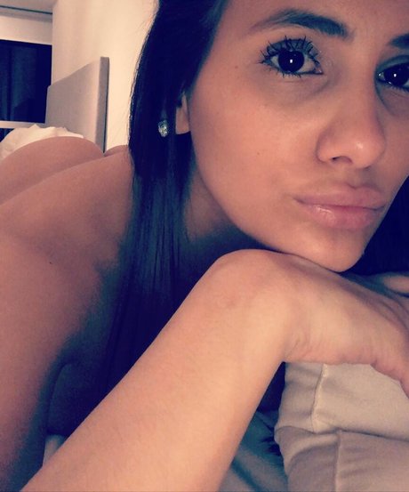 Lujan Bestial Hembra beautiful star pics