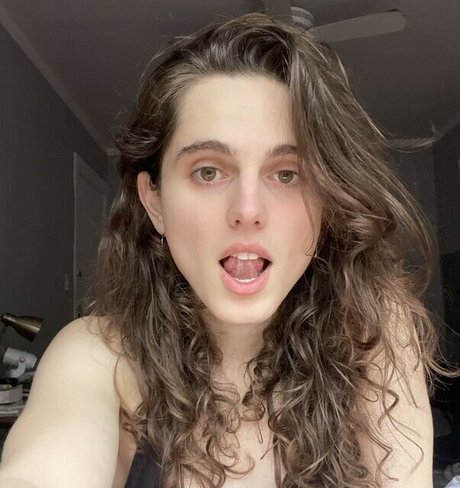 Helmet Girl hot star image