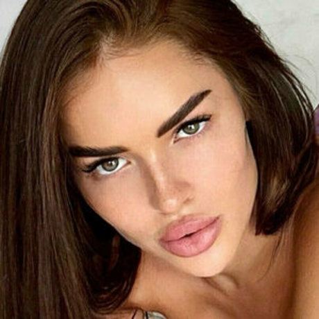 vero gold model art pic