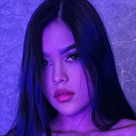 yvetteflores adult star picture