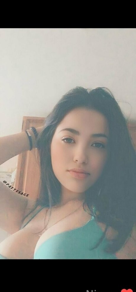 onlyninaaa exclusive pornstar images