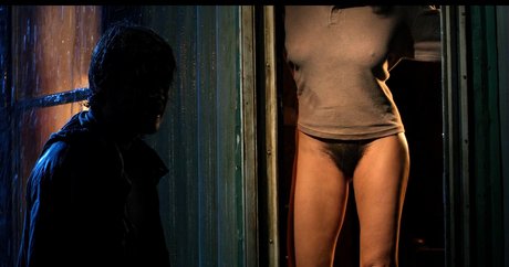 Gina Gershon model pretty pics