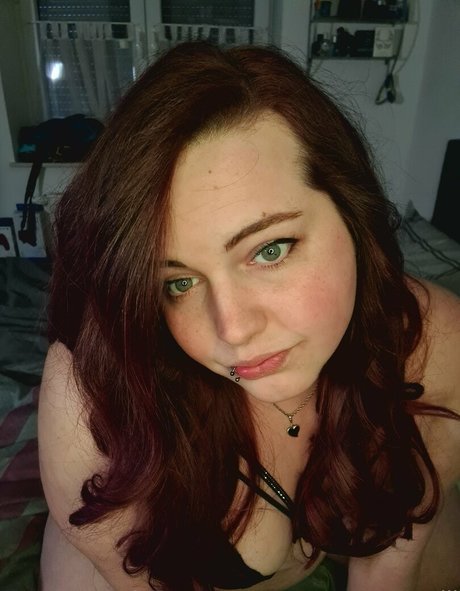 crazy curvy melii pornstar xxx photo