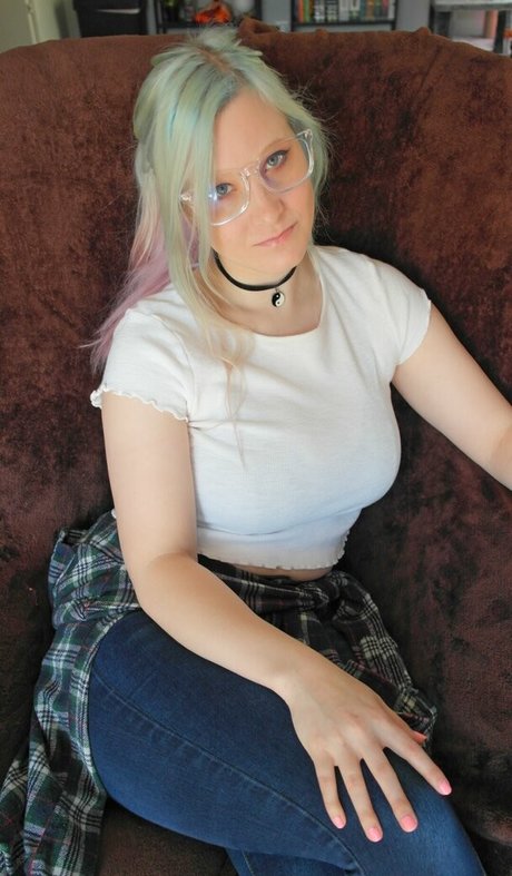 sarahsuniversefree perfect actress pic