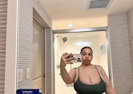 Sadhoetarius model art photos