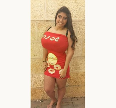 Yuval pretty actress galleries