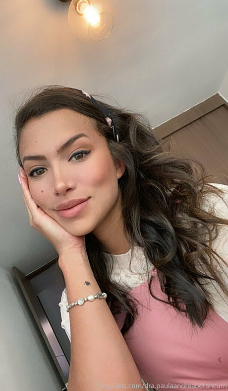 dra paulaandreabetancurn free model photo