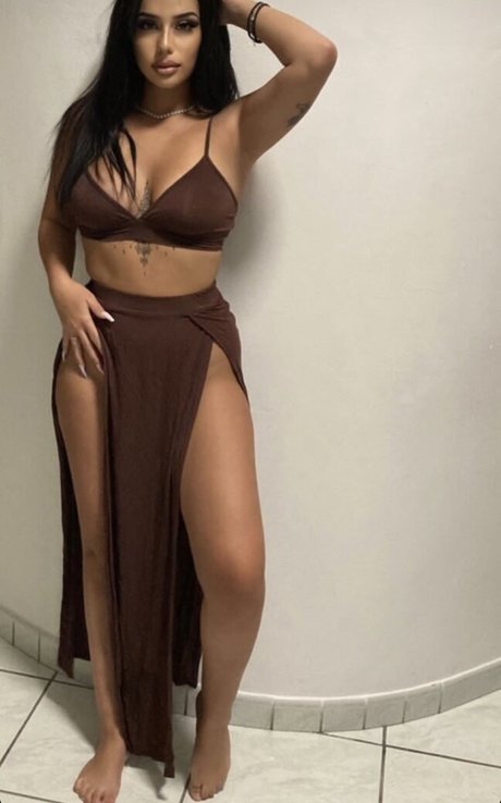 alessiaspadaroooo hot pornstar picture