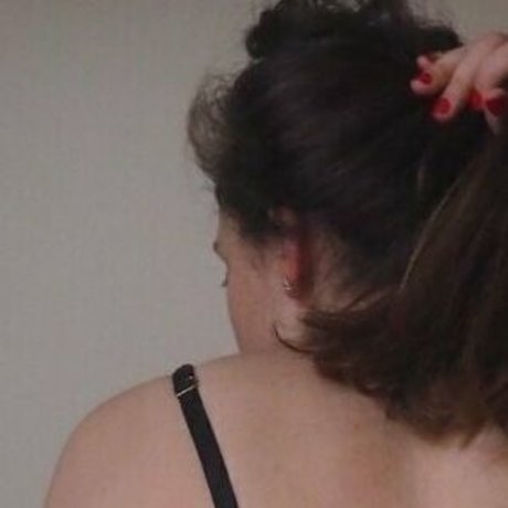 fun on my stockings pretty actress img