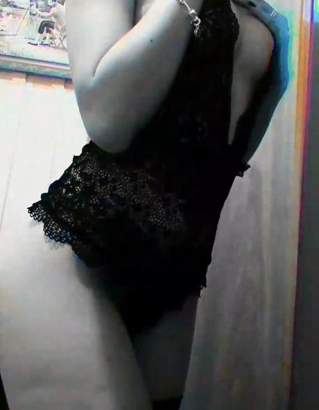 sweetdafnefree art star photo