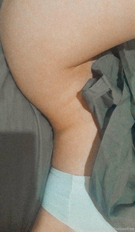 sweetdafnefree erotic actress pic