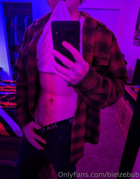 bielzebub model nudes picture