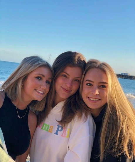 waitress onlyfans top pics