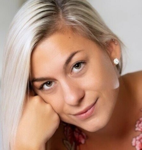 Lauren Janneck star nice images