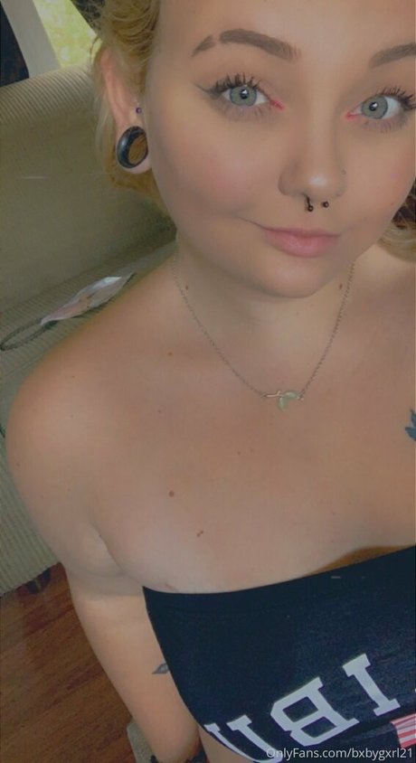 bxbygxrl21 pornstar hot images