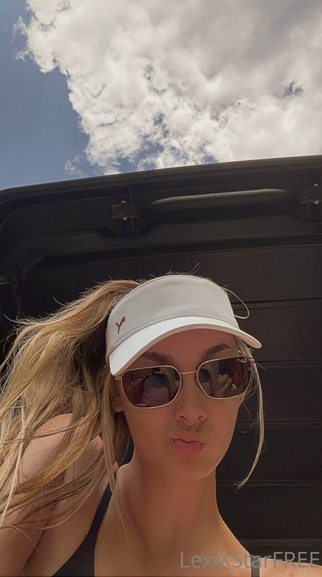 lexistarfree model top images