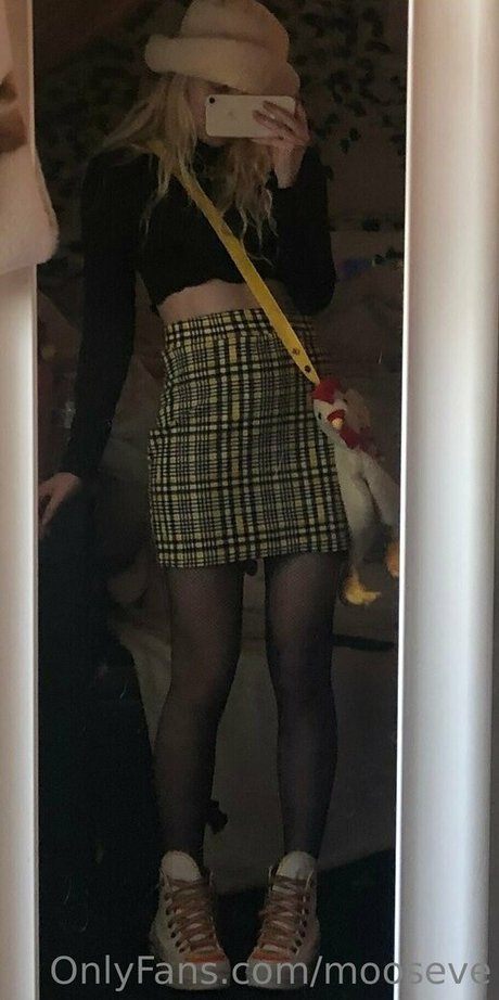 mooseve free pornstar photo