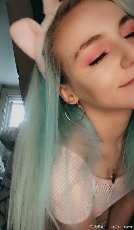 asian tranny onlyfans erotic pic