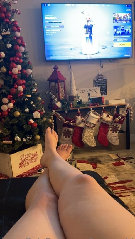 isee redd sex model gallery