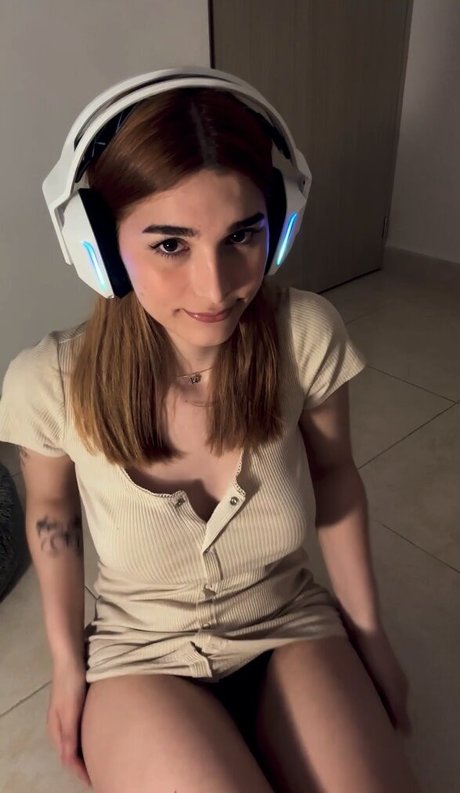 Maya Monroy Ruiz naked pornstar archive