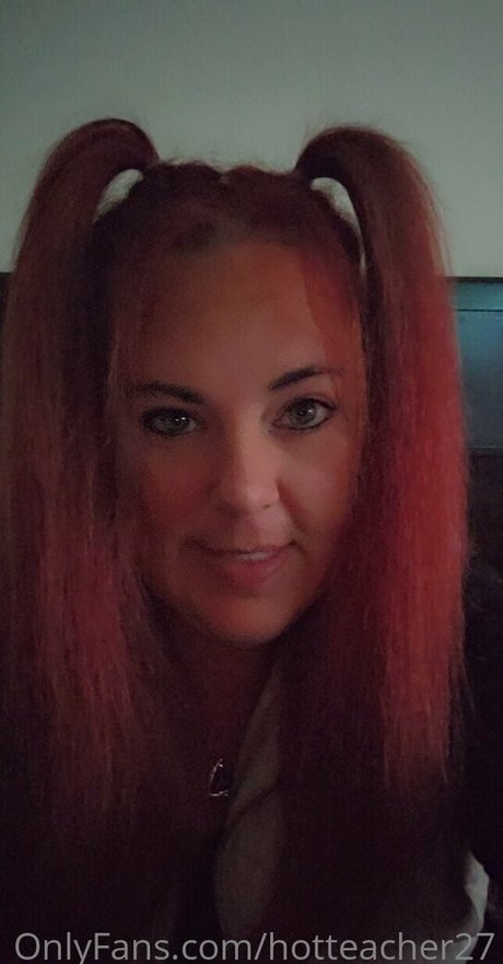 hotteacher27 hd model image