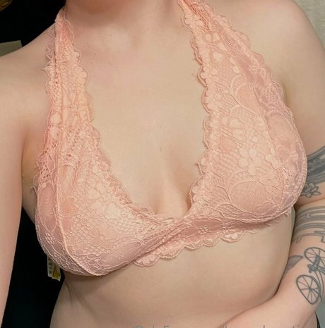 honeybeestings model nice images