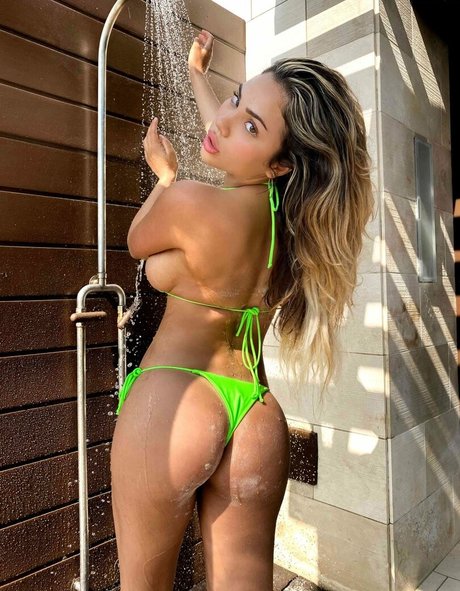 Amber Khieralla high quality actress image