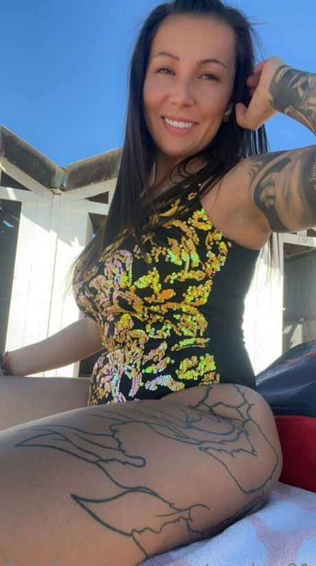 yourteacher01 model best photo