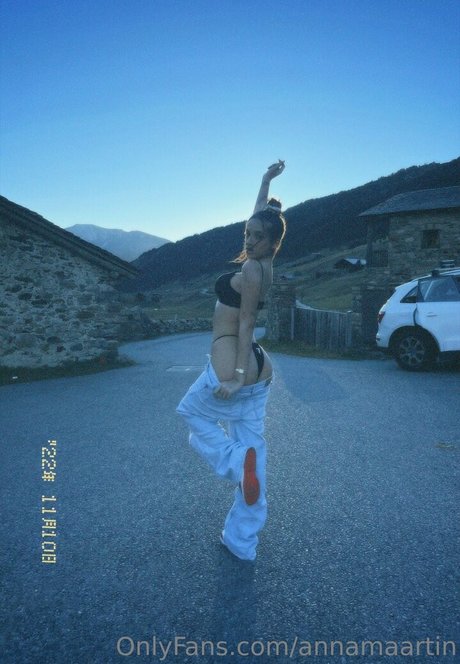 annamaartin model pretty pictures