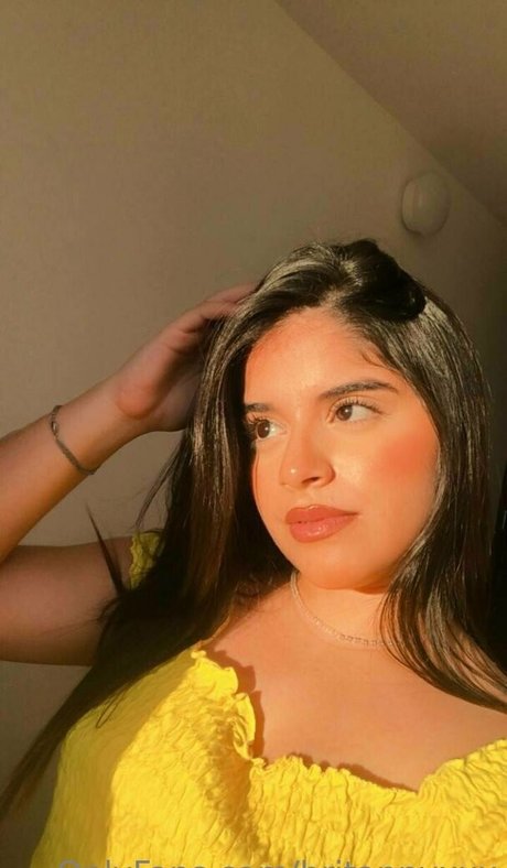 shemale outdoor onlyfans hot sexy pic