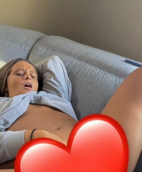 brookkxoo adult model pic