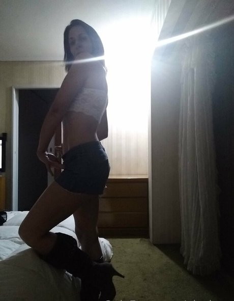 olesiana model top galleries