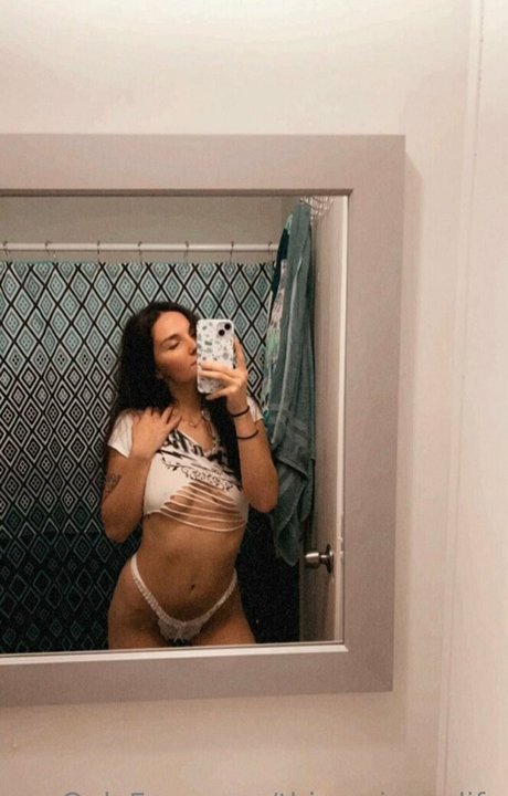 thisominouslife star best pics