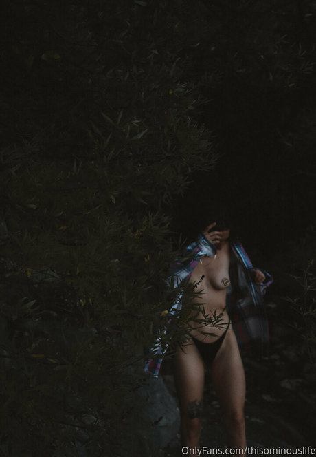 thisominouslife model high quality photos