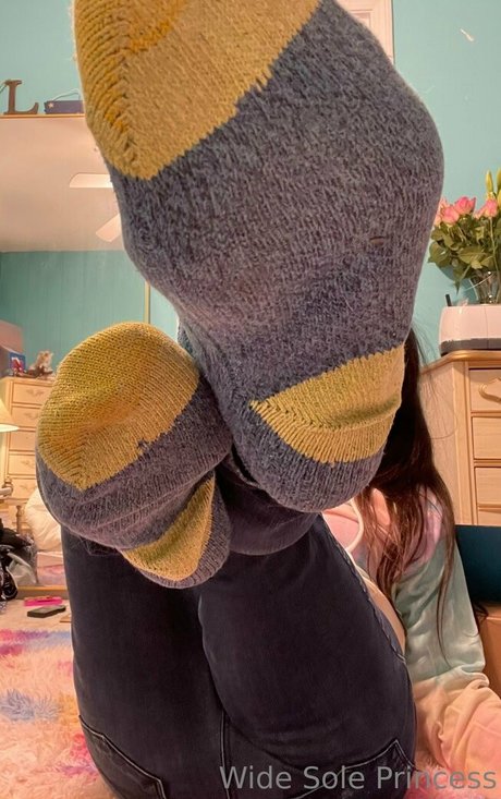 leahsprettyfeet pornstar xxx picture