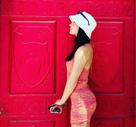 Eva Lys nudes actress pictures