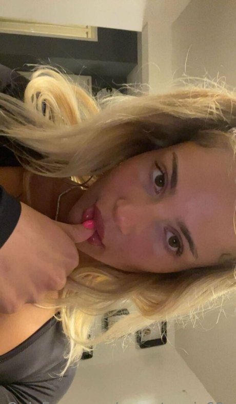 big areolas onlyfans adult photo