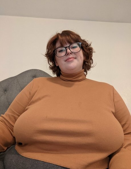 belthaneb pornographic model pictures