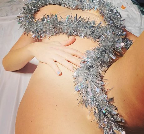 Allie Q erotic star pic