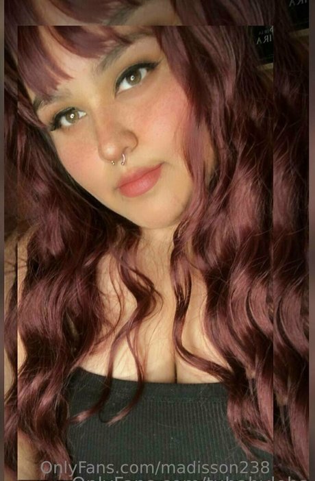 tubabyloba star nudes galleries