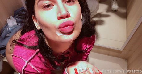 tattoogirl alia Photo Gallery