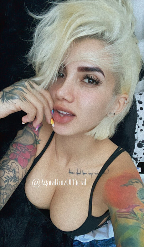 agataruizofficial sexy star img
