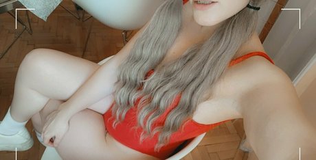 daphnebubblefree nude model archive