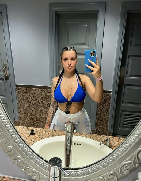 sssof1 pornographic star image