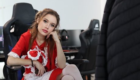 chicks with dicks onlyfans hot porn images